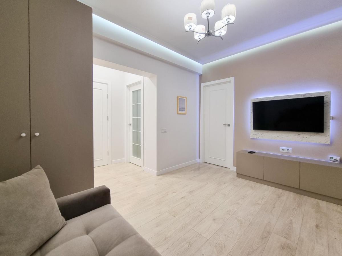 Botanica, 1 Bedroom Apartment With Living Kischinau Exterior foto